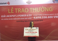 Người bán vé số dạo ở Đà Nẵng trúng Jackpot 4,6 tỷ 

