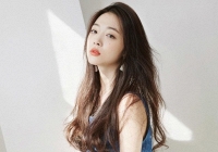 Ca sỹ Sulli: Cô gái nổi loạn....mong manh 