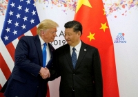 Trước khi rời nhiệm sở, TT Trump yêu cầu các cơ quan chính phủ hạn chế mua thiết bị từ Trung Quốc