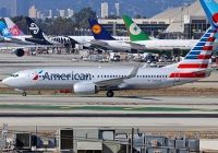 Ảnh hưởng bởi dịch COCID-19, giá vé máy bay ở Mỹ thấp nhất trong 2 thập kỷ