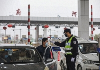 Người thường xuyên ngồi trong ô tô, cần lưu ý gì để phòng chống virus corona?