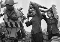 60 năm Phong trào 'Ba đảm đang” - mốc son chói lọi phong trào phụ nữ Việt Nam