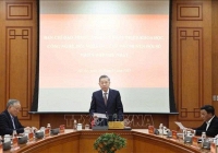 Đặt khoa học, công nghệ, đổi mới sáng tạo vào vị trí trung tâm của quá trình phát triển đất nước