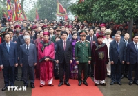 Chủ tịch nước Lương Cường dâng hương Giỗ Tổ Hùng Vương