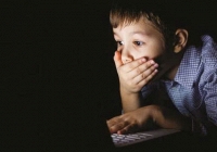 Tình huống nhạy cảm: Cơ hội giáo dục giới tính đầu đời cho trẻ