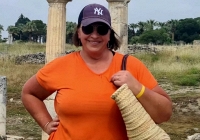 Nghe podcast 9 phút mỗi ngày, người phụ nữ 58 tuổi giảm hơn 50kg