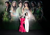 Mẫu nhí Ban Mê Model 'gây sốt' tại Tuần lễ Thời trang Trẻ em Global Junior 2025 dưới sự dẫn dắt của hoa hậu Lương Thùy Dung