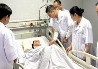 Bộ Y tế tặng bằng khen cho 4 điều dưỡng dũng cảm cứu hai trẻ sơ sinh trong vụ tấn công tại Nghệ An