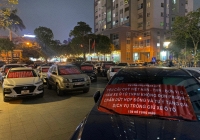 Chủ đầu tư phớt lờ kết luận của chính quyền, cư dân Goldmark City vẫn khổ sở vì bị cắt 'lốt' gửi xe