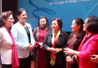 Giải pháp để phụ nữ tham gia nhiều hơn trong lĩnh vực nghiên cứu khoa học và toán (STEM)