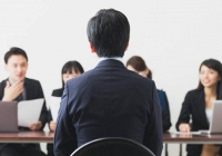 Cho 24 người, hãy xếp thành 6 hàng, mỗi hàng 5 người? Ứng viên IQ cao đưa đáp án thuyết phục