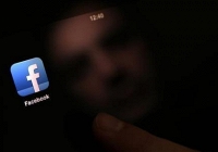 Nghiện ngập, tình dục và cái chết tại công ty kiểm duyệt Facebook