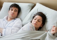 Đi ngủ khi đang tức giận, hại đủ đường
