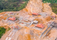 Hà Giang đình chỉ thi công 2 dự án khu du lịch Lũng Cú và thang máy Đồn Cao