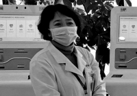 Nữ bác sĩ qua đời vì kiệt sức sau 18 ngày chiến đấu với virus corona 