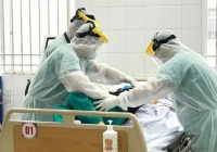 Tăng cường nguồn lực điều trị cho bệnh nhân Anh nhiễm virus Covid-19