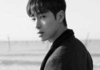 Yunho của TVXQ được cấp bằng sáng chế với khẩu trang có nắp đậy