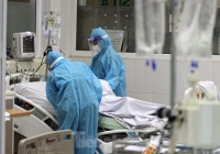 Phi công người Anh chuẩn bị có thể cai ECMO