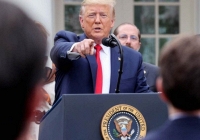 Ông Donald Trump vẫn khẳng định corona liên quan phòng thí nghiệm Vũ Hán