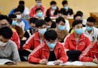 Trường ngoài công lập không được thu học phí nếu không tổ chức học trực tuyến
