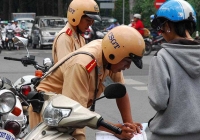 Công an Hà Nội phạt gần 1 tỷ trong ngày đầu ra quân tổng kiểm soát phương tiện