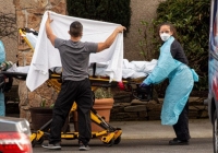 Áp dụng sớm các biện pháp giãn cách xã hội có thể cứu sống 54.000 người ở Mỹ