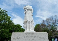 Người biểu tình ở Mỹ khởi xướng phong trào lật đổ tượng chủ nô lệ, thực dân