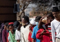 Số người nghèo cùng cực có dấu hiệu tăng nhanh vì dịch COVID-19