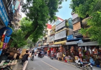 Rằm tháng 7, 'xế sang, hàng hiệu' ế ẩm mùa dịch