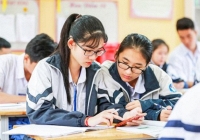 Nhiều giáo viên không đồng tình về quy định cho học sinh sử dụng điện thoại trong lớp