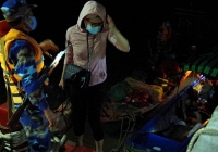 Phát hiện 8 phụ nữ vượt biên bằng xuồng từ Campuchia về Việt Nam