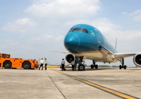 Bộ Giao thông vận tải yêu cầu Vietnam Airlines kiểm điểm về vi phạm quy định cách ly