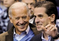 Việc Hunter bị điều tra giao dịch làm ăn với Trung Quốc có thể gây rắc rối cho Joe Biden