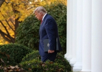 Ông Trump đe dọa sẽ không rời Nhà Trắng vào ngày ông Biden nhậm chức