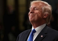 Tổng thống Donald Trump là người đàn ông được ngưỡng mộ nhất ở Mỹ năm 2020