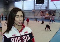 Nhà vô địch Olympic sạt nghiệp do châm nến ăn mừng làm cháy nhà