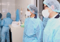 Phó Thủ tướng Vũ Đức Đam chỉ đạo Hà Nội cần lấy mẫu đến F3