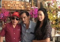 Nghệ sĩ Thương Tín được tặng xe hơi