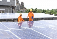 EVN phải mua thêm điện từ Lào trước nguy cơ thiếu điện