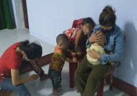 2 ông chồng bỏ quên vợ con ở điểm trung chuyển trên đường từ Bình Dương về Nghệ An