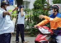 Shipper mùa dịch: Được cấp phép vẫn phải… tắt ứng dụng