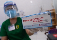 Bộ Y tế tạo điều kiện cho TP.HCM mua vắc xin của Moderna để tiêm chủng cho người dân