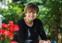 'Mẹ đẻ' của công nghệ mRNA đã được vinh danh tại VinFuture