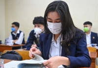 Học sinh Hà Nội lớp 7 đến 12 đến trường từ 8/2