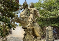 Sở Văn hóa - Thể thao vào cuộc vụ tượng Trần Hưng Đạo nhìn giống Quan Vân Trường