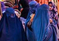 Một thành phố cấm nam nữ đi ăn nhà hàng, kể cả  vợ chồng