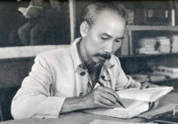 132 năm Ngày sinh Chủ tịch Hồ Chí Minh: 'Người là tình yêu thiết tha nhất...'