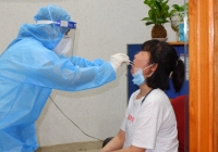 Chốt giá xét nghiệm nhanh Covid-19 tại TP.HCM là 11.200 đồng