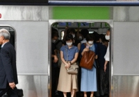 'Nền kinh tế dựa vào phụ nữ' thời cựu Thủ tướng Abe