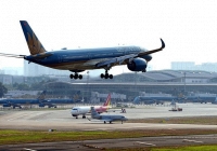 Tết nào cũng căng thẳng vé máy bay